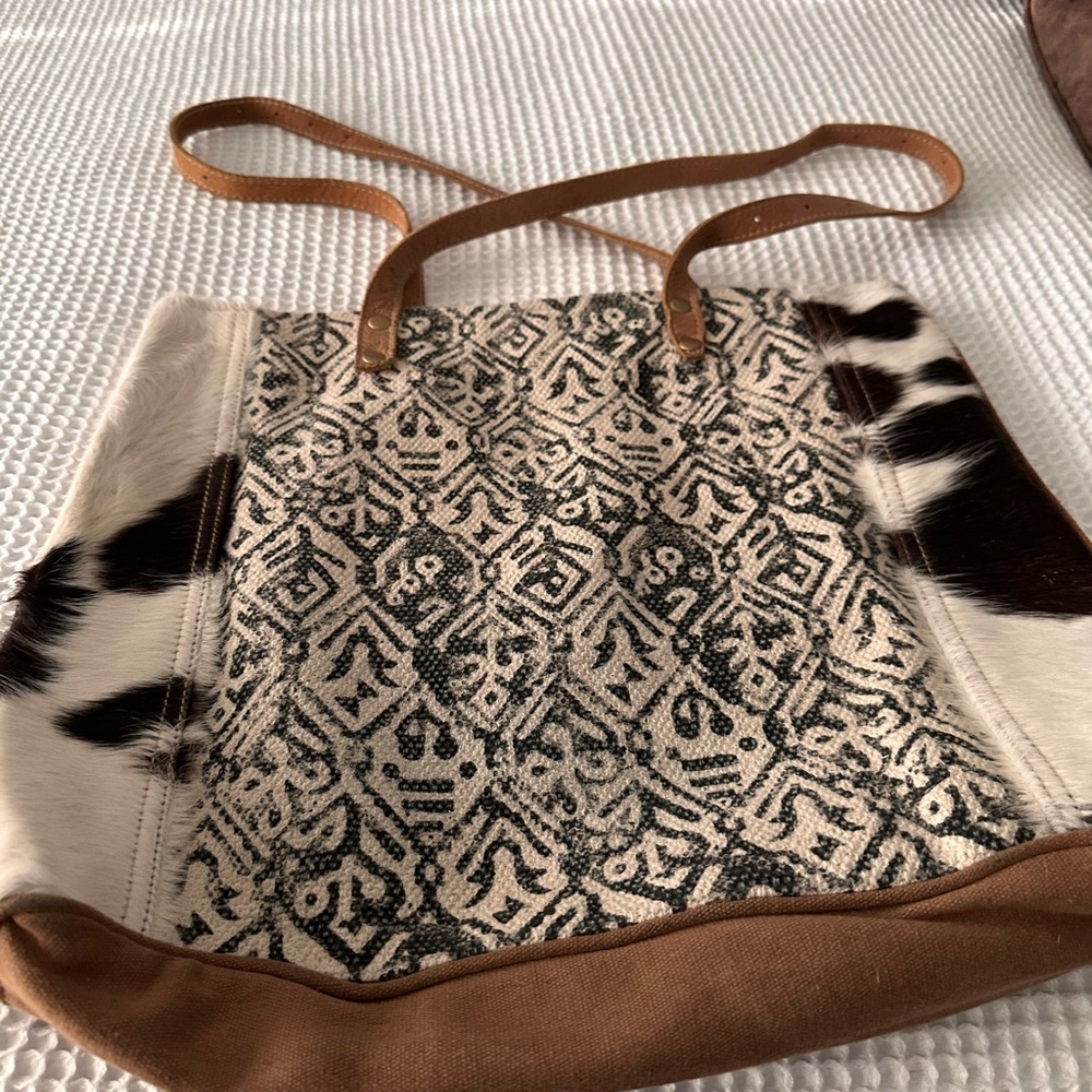 Myra Bag Black and Cream Geometric Tote